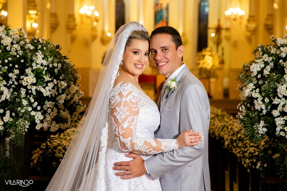 Adrielle Martins e João Caetano