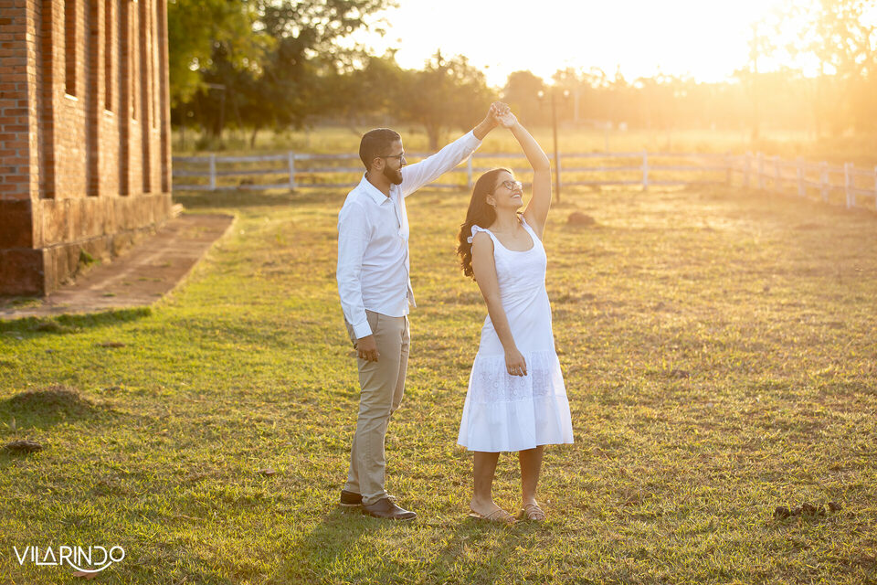   Lucas Meira Rodrigues & Clarice de Menezes Carvalho