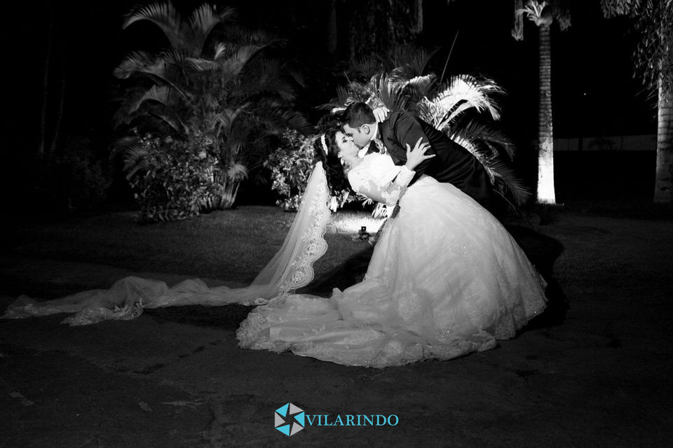 Eliza Arantes & Aloisio Jacoby Junior